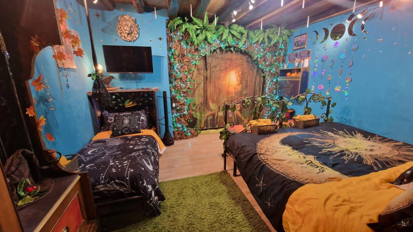 La Casa Di Strega Euphoria - Casa Vacanza Tra Arte E Magia Viterbo Eksteriør billede